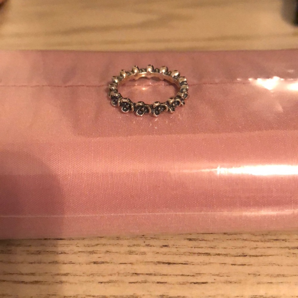 Pandora flower ring size 5